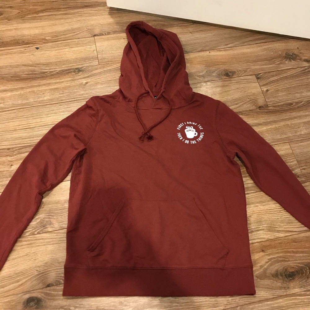 FIFTH SUN MAROON HOODED LONG SLEEVE (never worn)